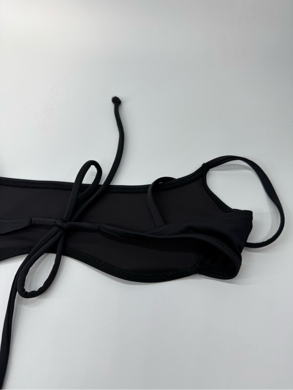SKIMS Recycled Swim Micro Scoop Bikini Top Onyx XS NWT - Picture 6 of 8
